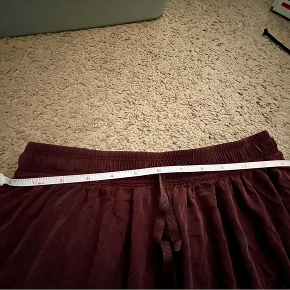 Lululemon Principal Dancer Shorts - Picture 9 of 10